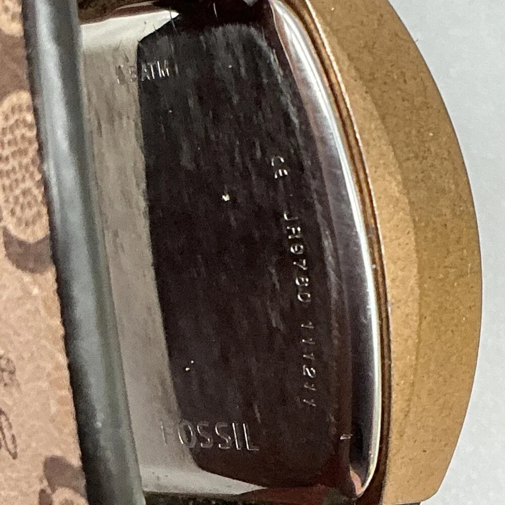 Fossil JR9780 Womens Watch 22mm Brown Dial Bronze Leather Cuff Date New Battery